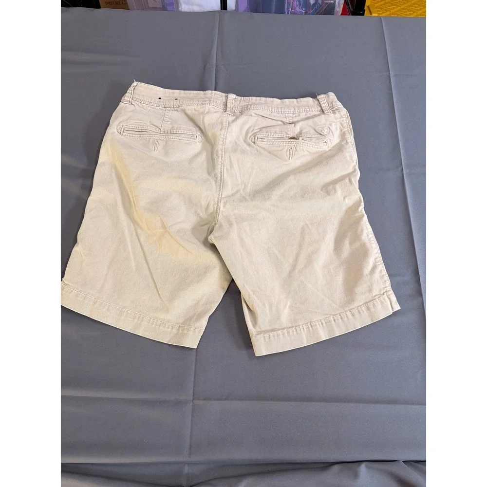 American Eagle Outfitters Active Flex Slim Fit Khaki Chino Shorts Mens 34 Tan - Picture 2 of 11